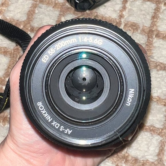 nikon DSLR d3000 - Picture 4 of 8